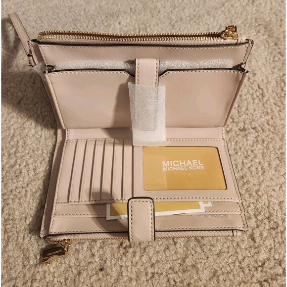 Michael Kors Jet Set Travel Double Zip Wristlet Wallet - Soft Pink - Picture 2 of 4